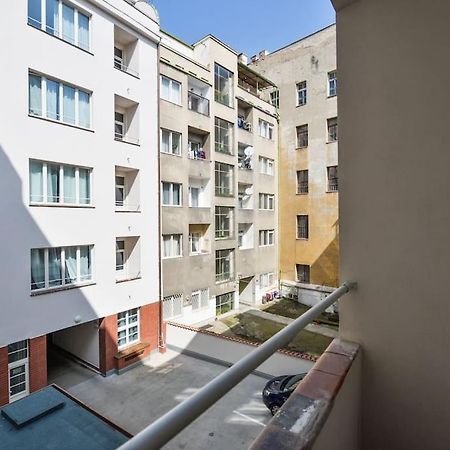 Oli Apartment Prague Luaran gambar
