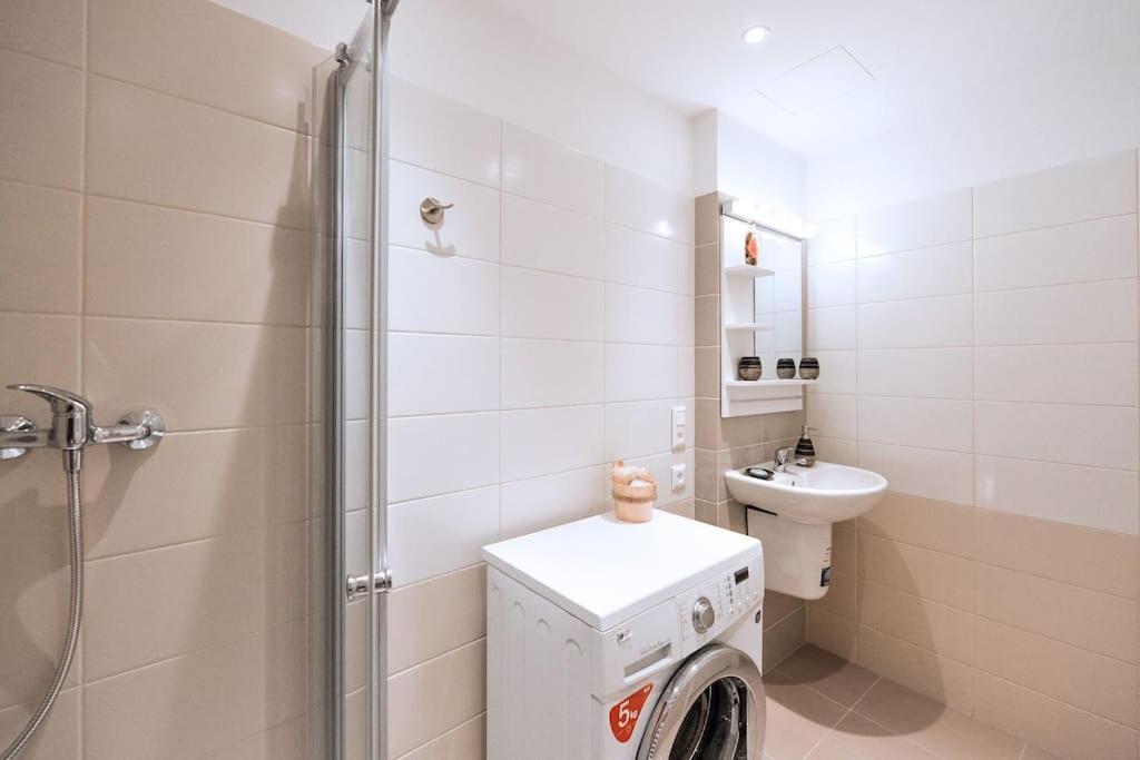 Oli Apartment Prague Luaran gambar